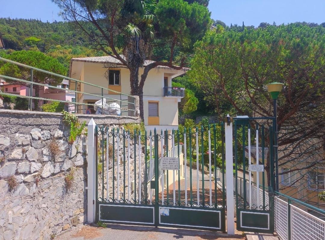 Forti Genova-Free Parking Castellaccio Apartment 2 Экстерьер фото